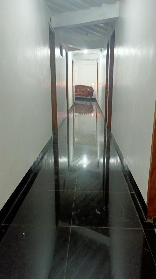 Ludy'S 2 Pension House Carles Екстер'єр фото