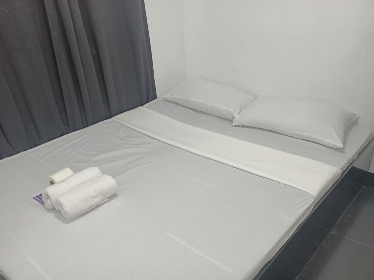 Ludy'S 2 Pension House Carles Екстер'єр фото
