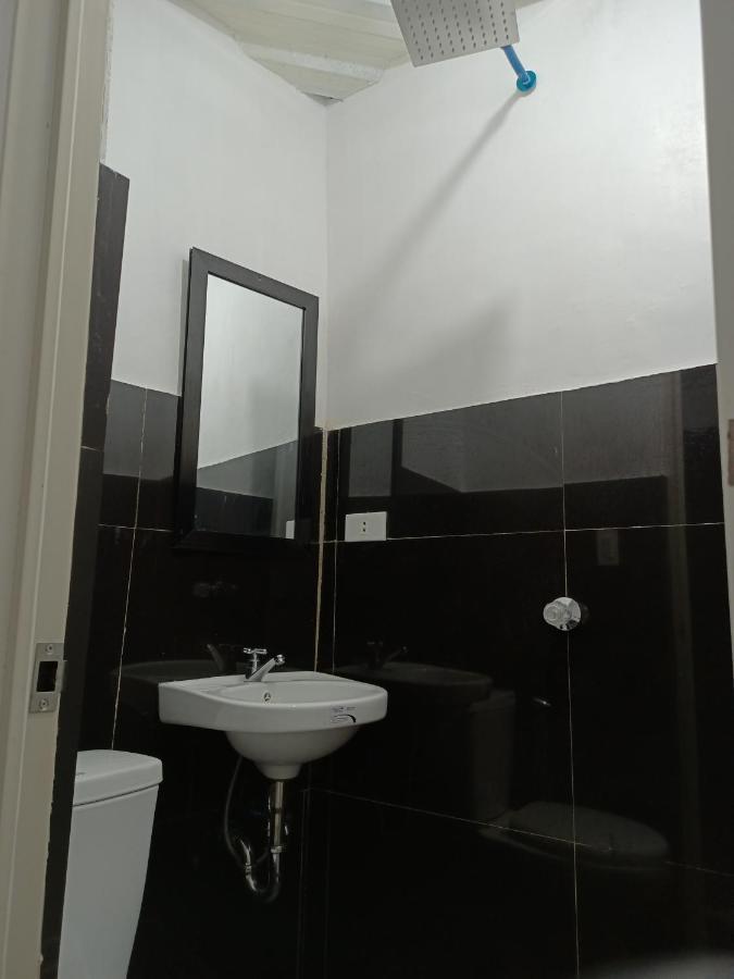 Ludy'S 2 Pension House Carles Екстер'єр фото