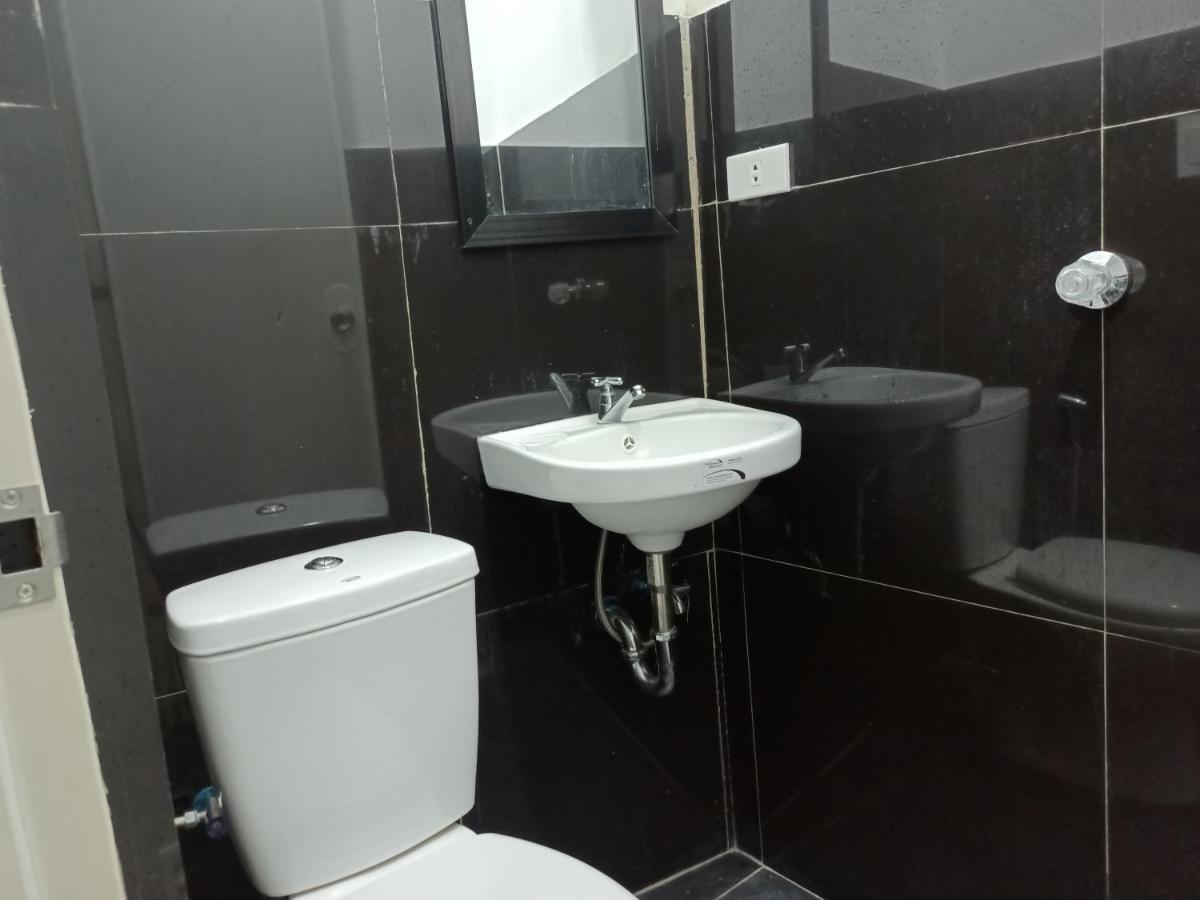 Ludy'S 2 Pension House Carles Екстер'єр фото